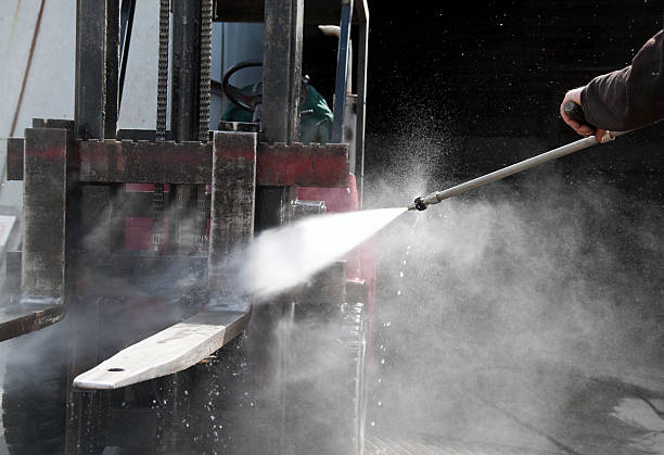 Best Sidewalk Pressure Washing  in Temecula, CA